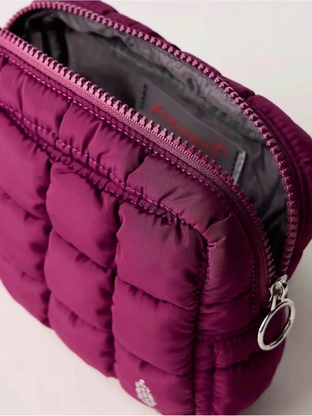 NWT- FP Movement Quilted Mini Case - Picture 2 of 3